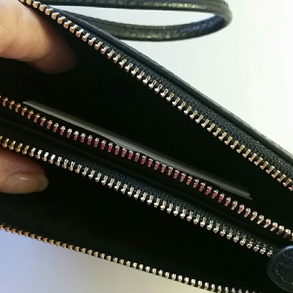 COPY - NWT COACH DOUBLE ZIP WRISTLET - Picture 2 of 3